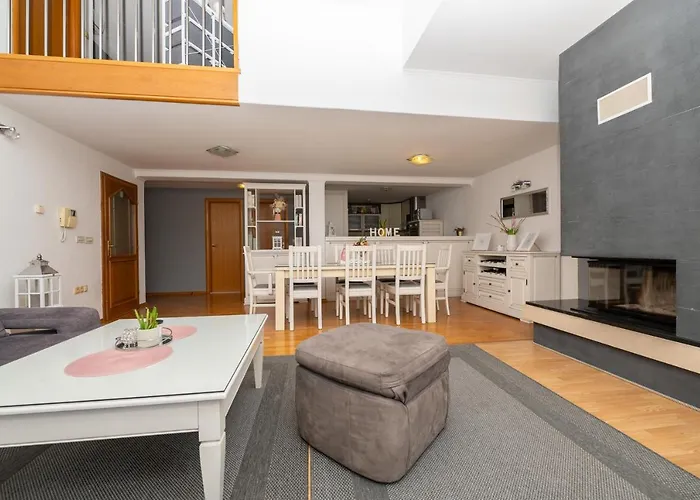 Penthouse Danijela With Jacuzzi